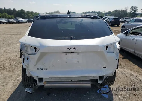 2022 Chevrolet Blazer Rs z USA, uszkodzony, nr VIN 3GNKBERS3NS221572